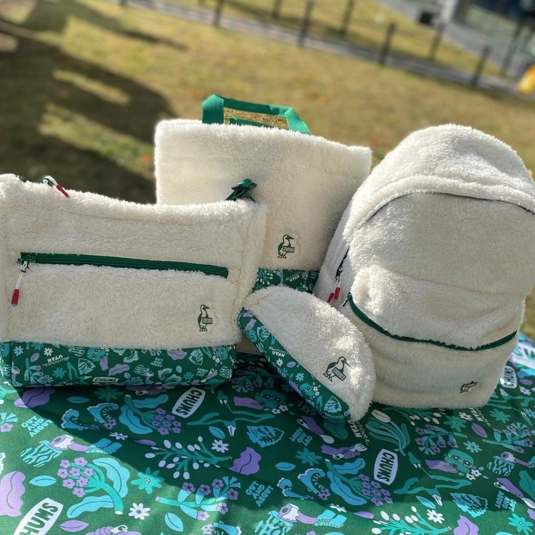 SAYORI WADA Elmo Fleece Pouch I CHUMS