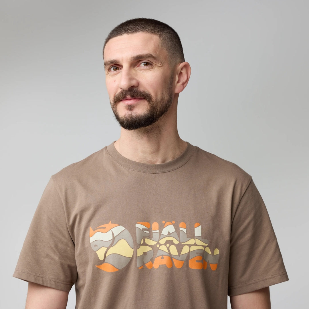 เสื้อยืดสกรีนโลโก้หลากสี M I Fjallraven