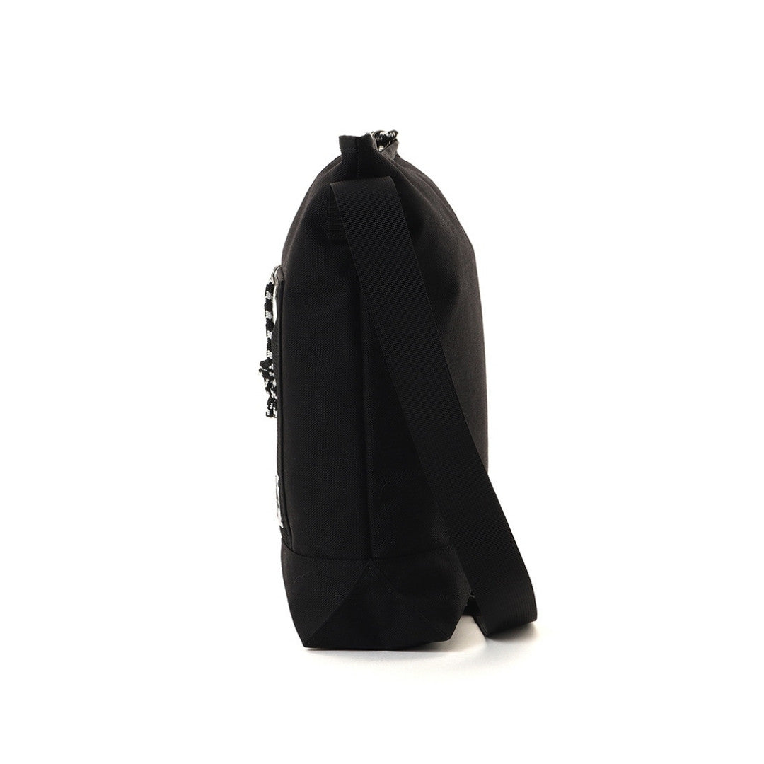 26 Monkey Magic Mesh Pocket Vertical Shoulder Bag | CHUMS