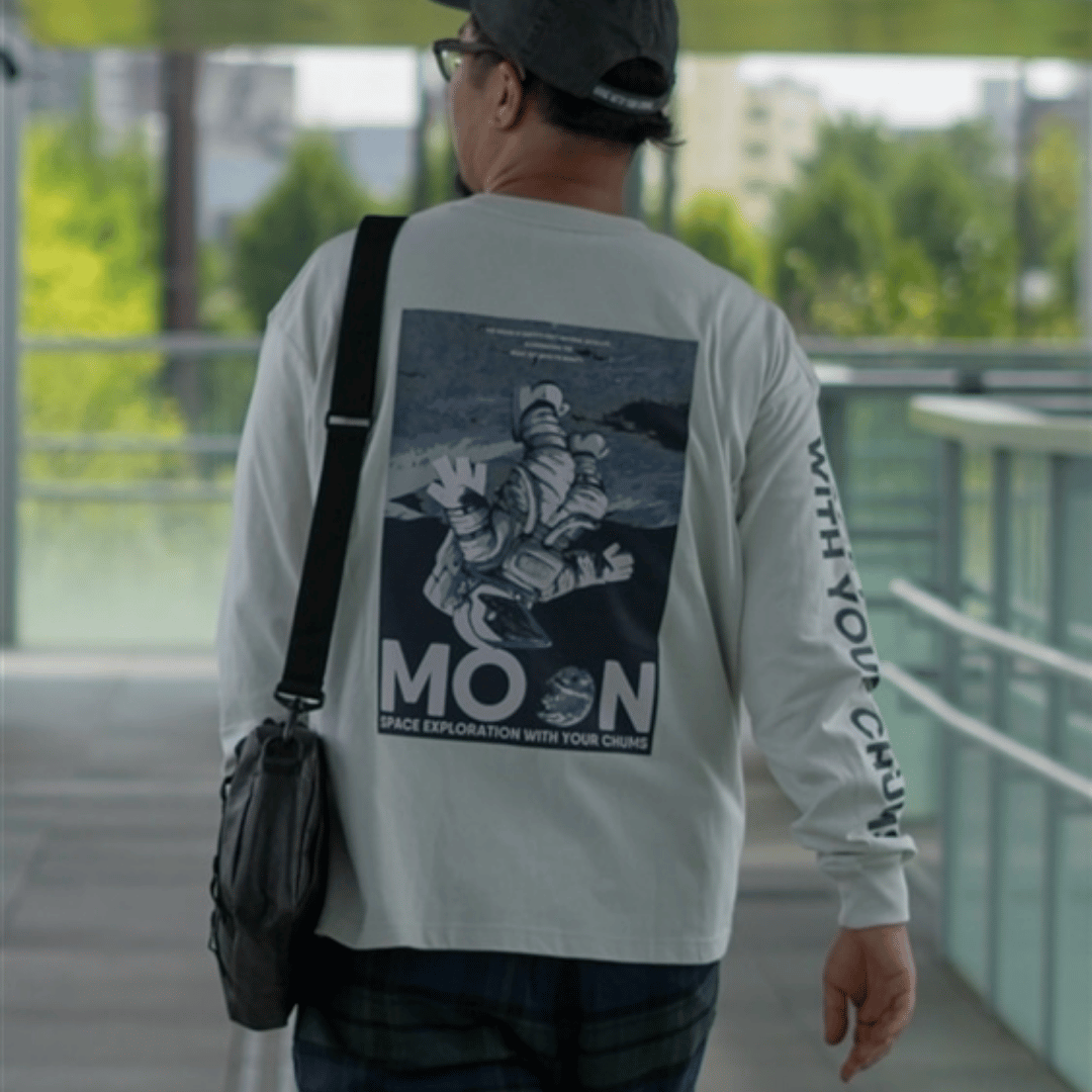 Space Booby on the Moon Brushed L/S T-Shirt | CHUMS